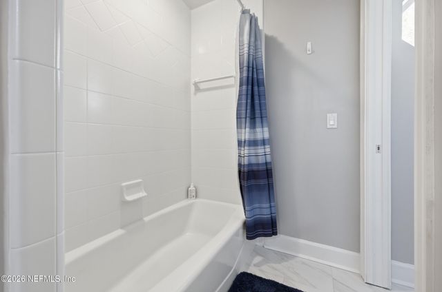 9911 CHELSEA LAKE Road, Jacksonville, FL 32256