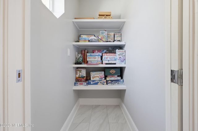 9911 CHELSEA LAKE Road, Jacksonville, FL 32256