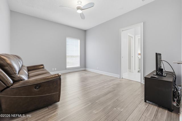 9911 CHELSEA LAKE Road, Jacksonville, FL 32256