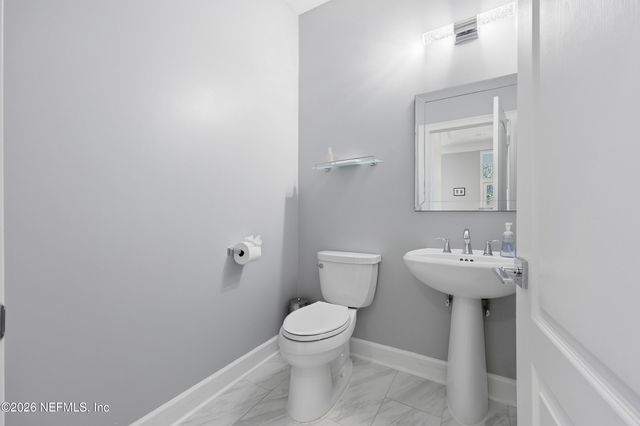 9911 CHELSEA LAKE Road, Jacksonville, FL 32256