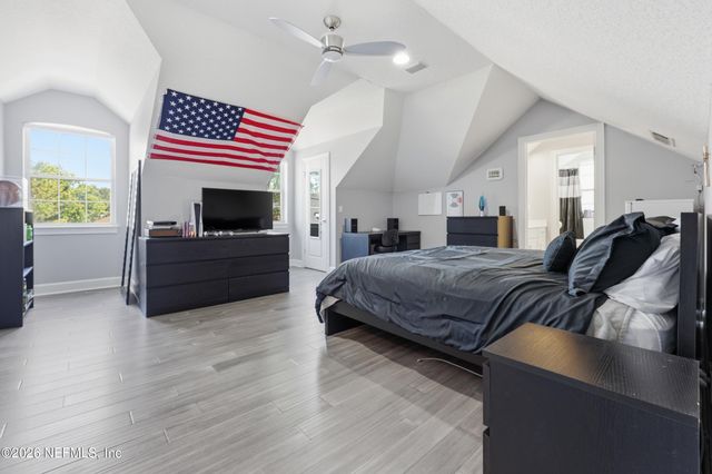 9911 CHELSEA LAKE Road, Jacksonville, FL 32256