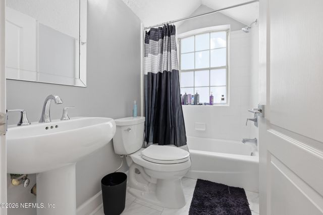 9911 CHELSEA LAKE Road, Jacksonville, FL 32256