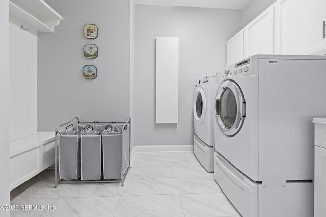 9911 CHELSEA LAKE Road, Jacksonville, FL 32256