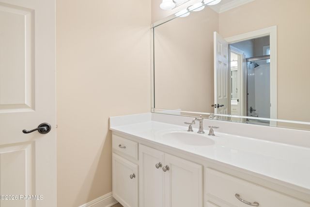 100 Roswell Crossing, Lafayette, LA 70508