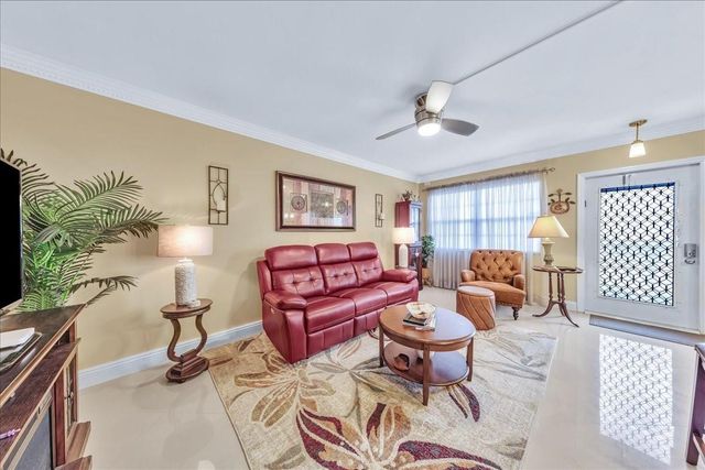 2047 WOLVERTON C, Boca Raton, FL 33434
