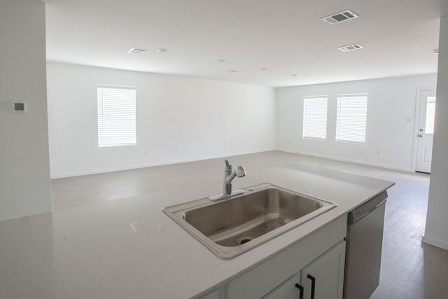 2515 Mint Garnet Drive, Rosharon, TX 77583