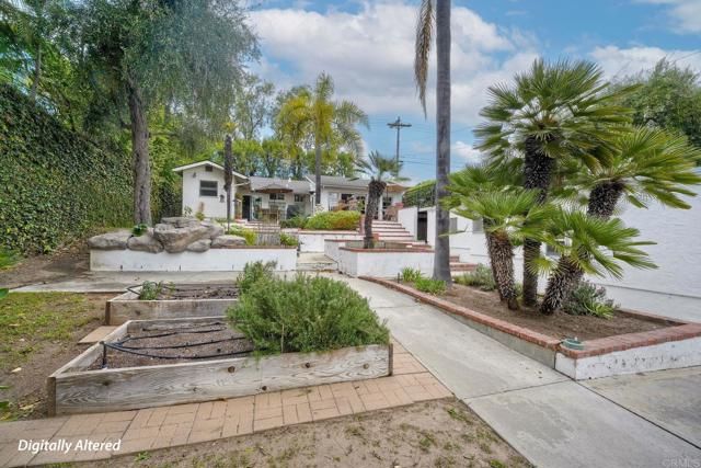 2301 Ivy Rd, Oceanside, CA 92054