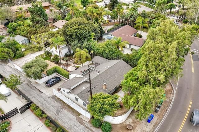 2301 Ivy Rd, Oceanside, CA 92054