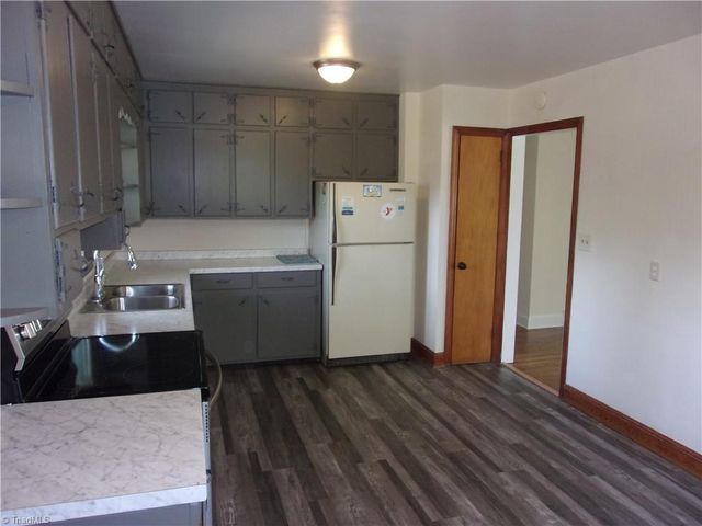 412 Peace Street, High Point, NC 27262