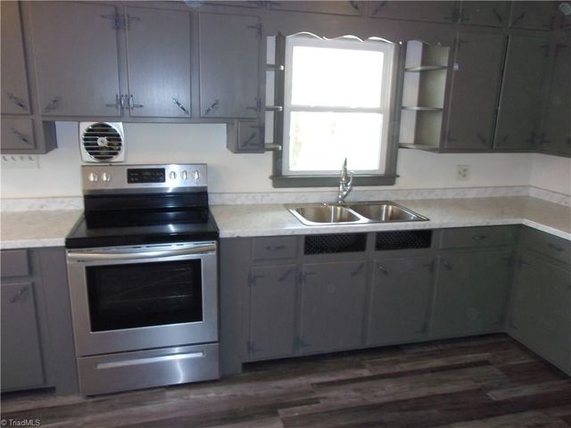 412 Peace Street, High Point, NC 27262