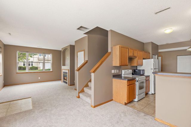 720 Princeton Avenue, Shakopee, MN 55379
