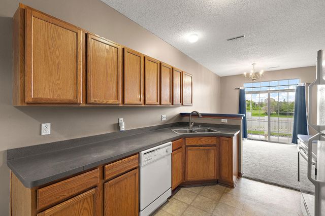 720 Princeton Avenue, Shakopee, MN 55379