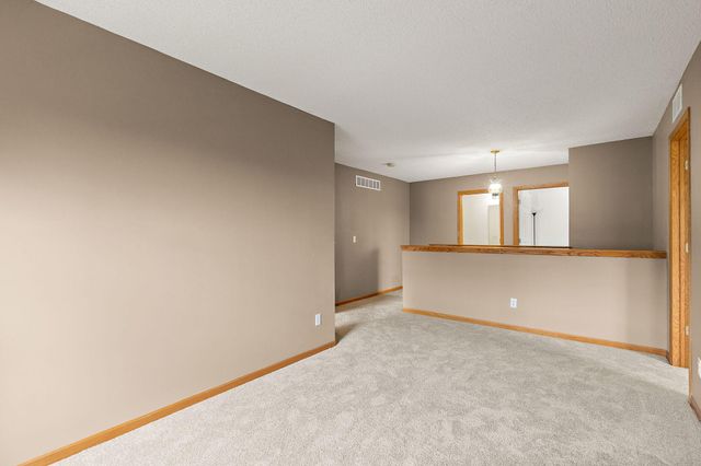 720 Princeton Avenue, Shakopee, MN 55379