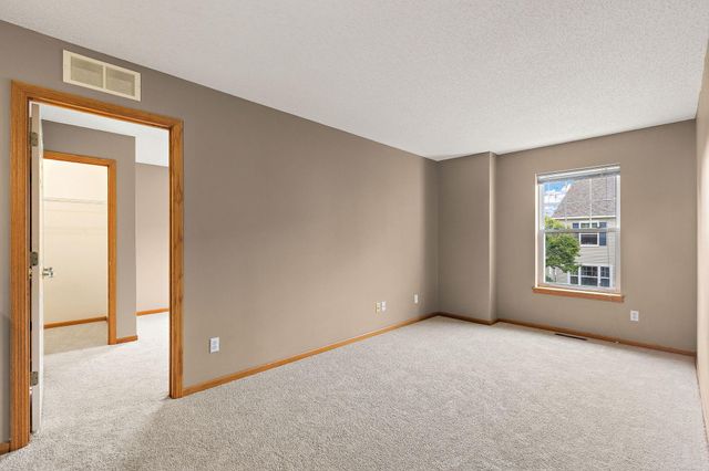 720 Princeton Avenue, Shakopee, MN 55379