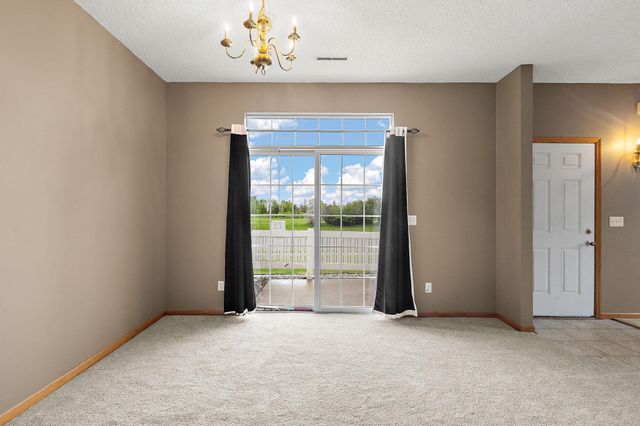 720 Princeton Avenue, Shakopee, MN 55379