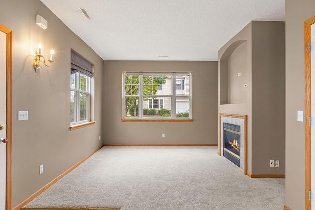 720 Princeton Avenue, Shakopee, MN 55379