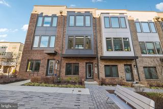 8152 TOMPKINS ST, Rockville, MD 20855