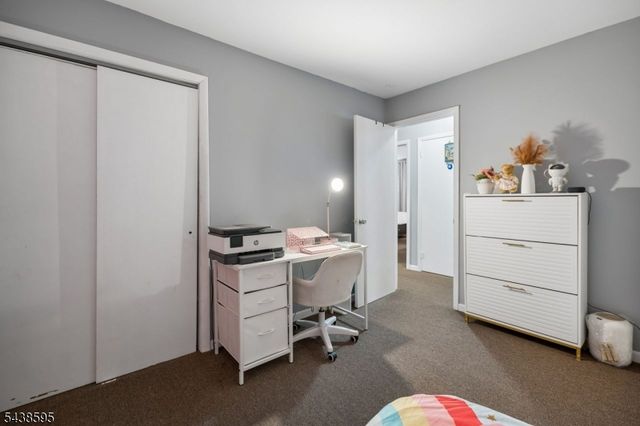 38 Rossiter Ave, Paterson City, NJ 07502