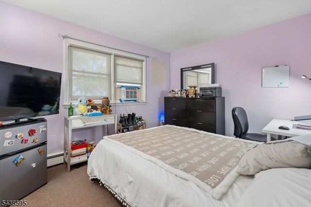 38 Rossiter Ave, Paterson City, NJ 07502