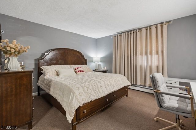 38 Rossiter Ave, Paterson City, NJ 07502