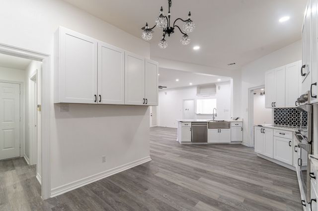 5709 Hidden Oaks Drive, Colleyville, TX 76034