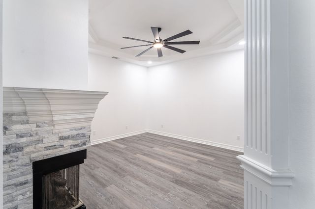 5709 Hidden Oaks Drive, Colleyville, TX 76034