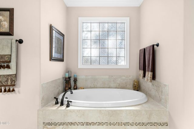 1409 Sterling Lake Drive, Wake Forest, NC 27587