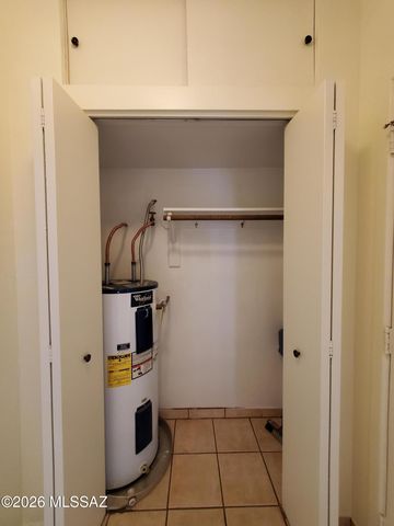 4145 N Via Villas, Tucson, AZ 85719