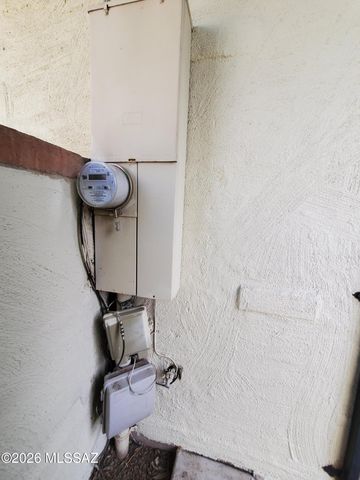 4145 N Via Villas, Tucson, AZ 85719