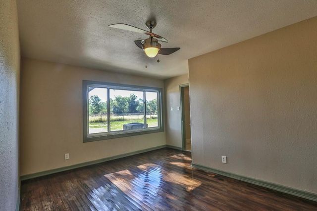 14114 Highway 36, Needville, TX 77461