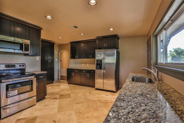 14114 Highway 36, Needville, TX 77461