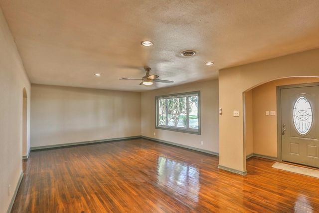 14114 Highway 36, Needville, TX 77461