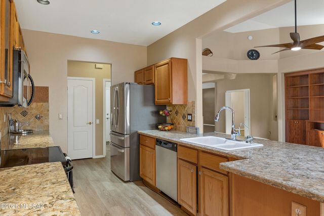 11361 N Canada Creek Drive, Tucson, AZ 85737