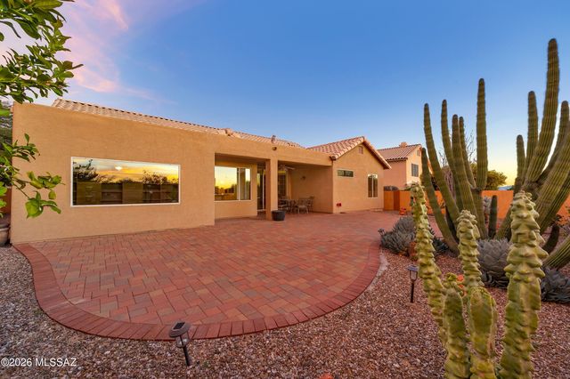11361 N Canada Creek Drive, Tucson, AZ 85737