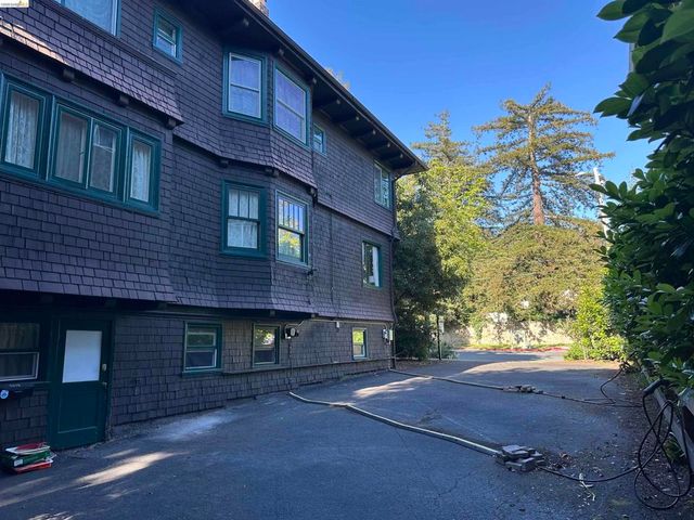 2638 Warring St A, Berkeley, CA 94704
