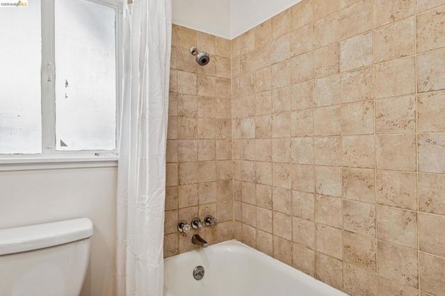2638 Warring St A, Berkeley, CA 94704