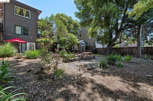 2638 Warring St A, Berkeley, CA 94704