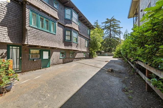 2638 Warring St A, Berkeley, CA 94704