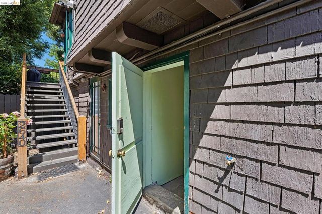 2638 Warring St A, Berkeley, CA 94704