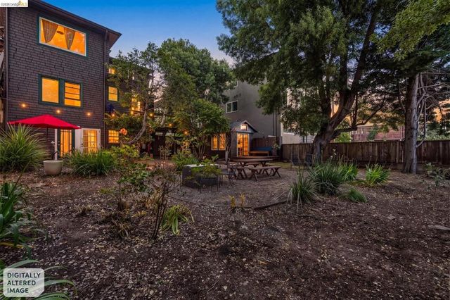 2638 Warring St A, Berkeley, CA 94704