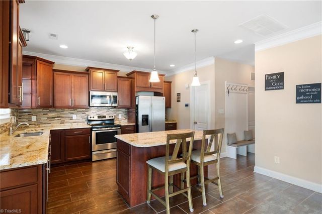 2506 Copperleaf Court, High Point, NC 27265