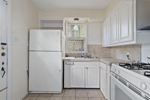 3208 Duval ST, Austin, TX 78705