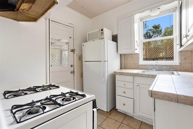 3208 Duval ST, Austin, TX 78705