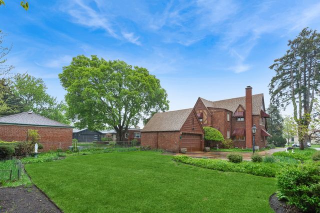 1422 Franklin Avenue, River Forest, IL 60305