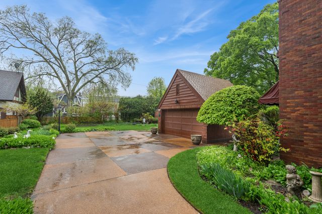 1422 Franklin Avenue, River Forest, IL 60305
