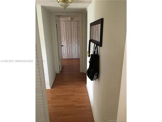 20860 San Simeon Way 407-6, Miami, FL 33179