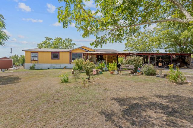 813 Petras WAY, Kyle, TX 78640