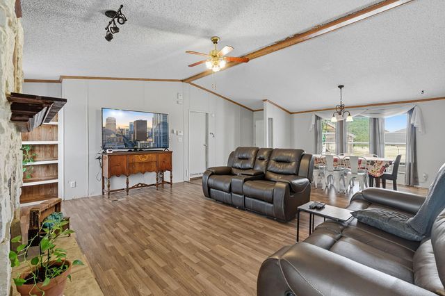813 Petras WAY, Kyle, TX 78640