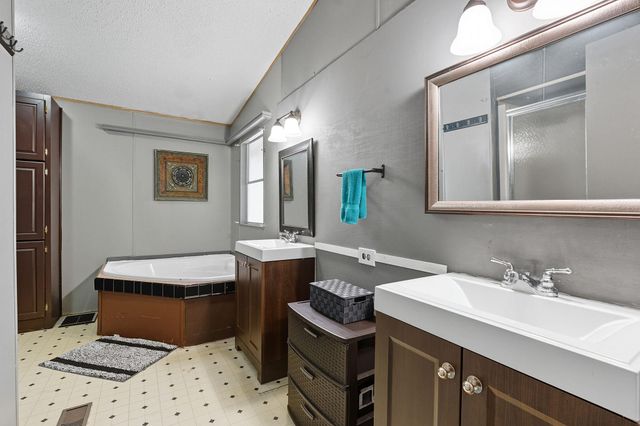 813 Petras WAY, Kyle, TX 78640