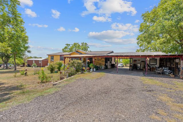 813 Petras WAY, Kyle, TX 78640